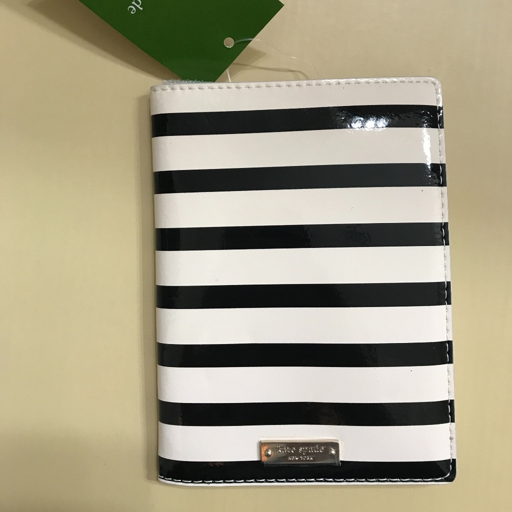 Kate Spade Watch Hill Passport Holder
